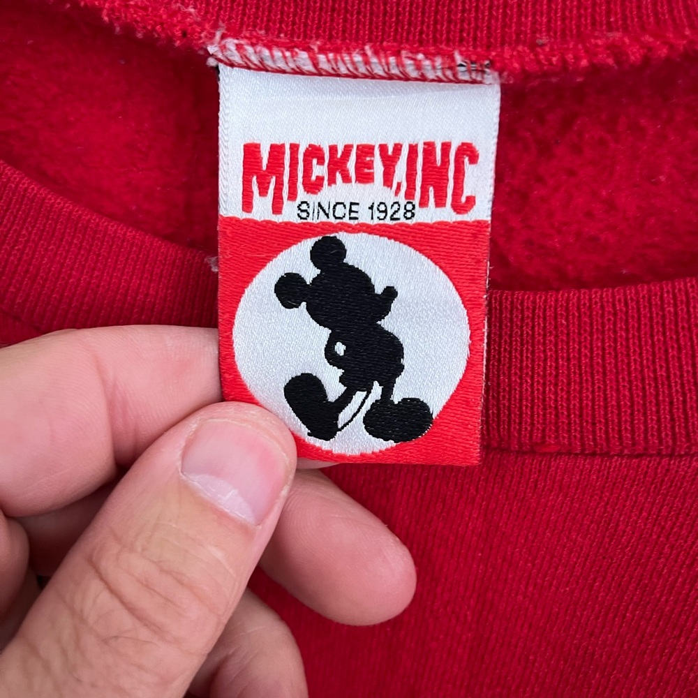 Vintage 90’s Winnie The Pooh Crewneck - image 5